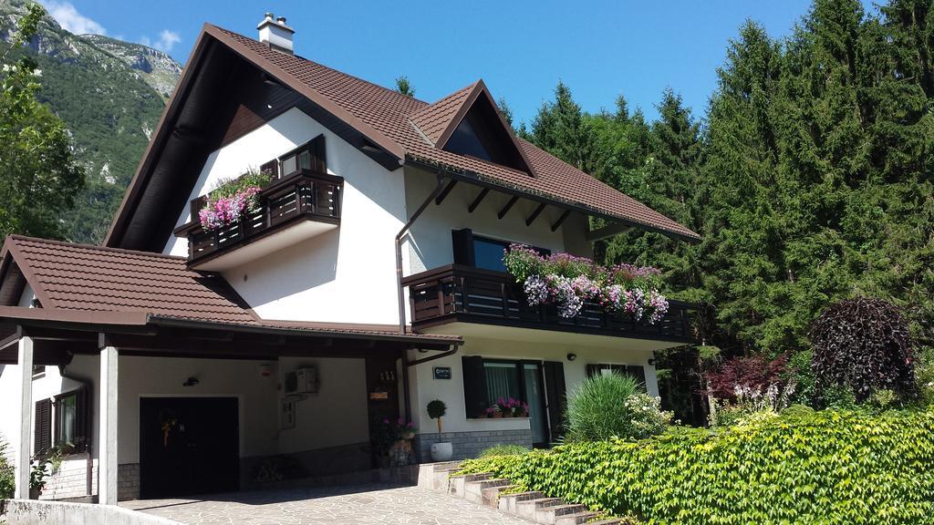 Homestay Ostan Bovec Exterior foto
